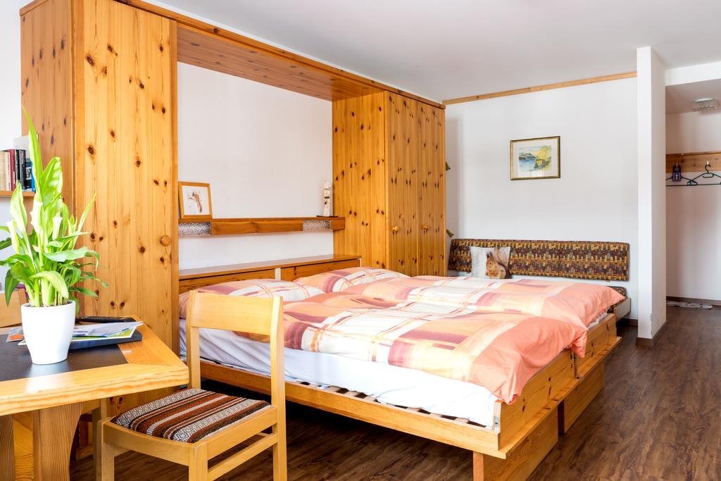 Hotel B&B Susom Surlej Силваплана Екстериор снимка